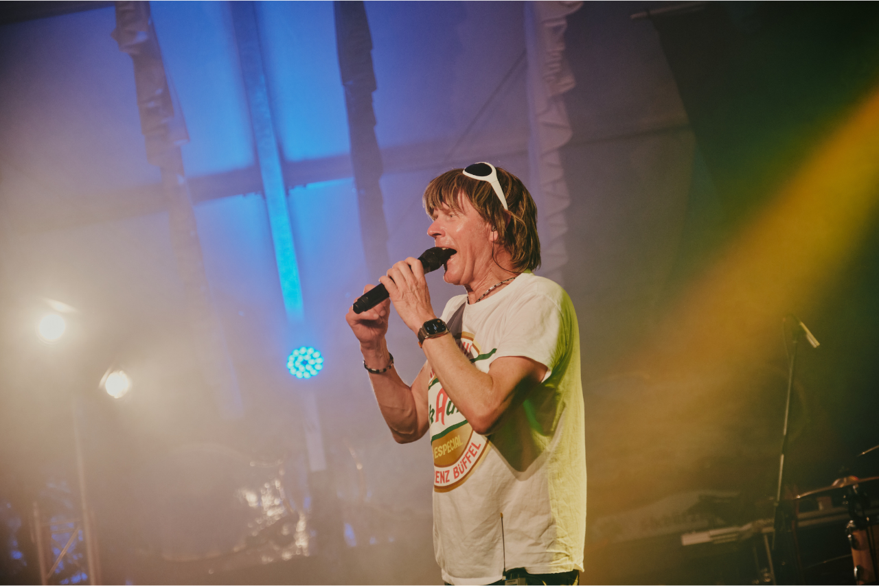 Frühlingsfest München 2025 Mickie Krause auf der Bühne